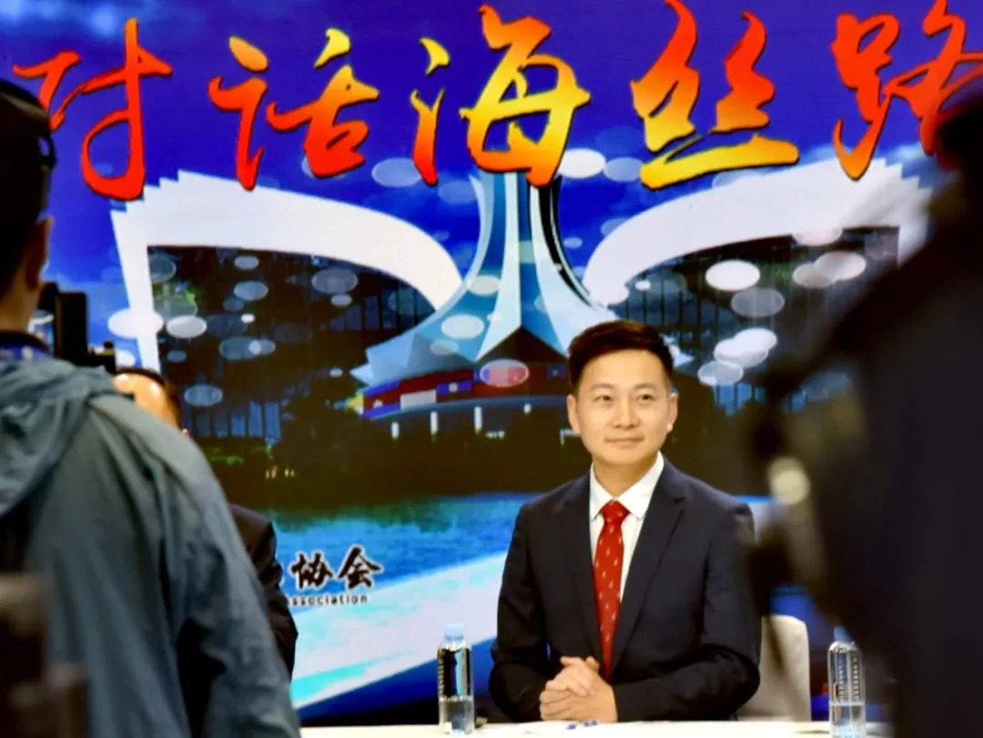 5ba44eca12b8f.jpg 16.jpg